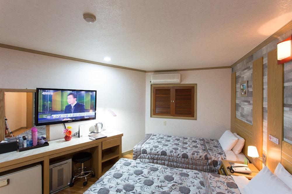 Kaya Tourist Hotel Seoul Exterior foto